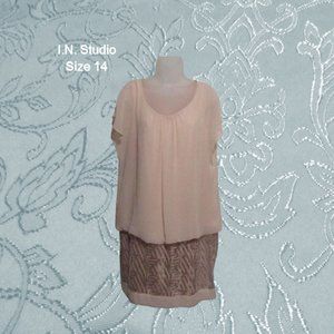 L N Studio womens dress size 14 cap sleeves bottom sequined pink